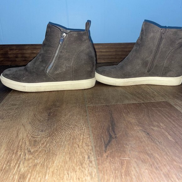 Gray Ankle Boots - Picture 2 of 2